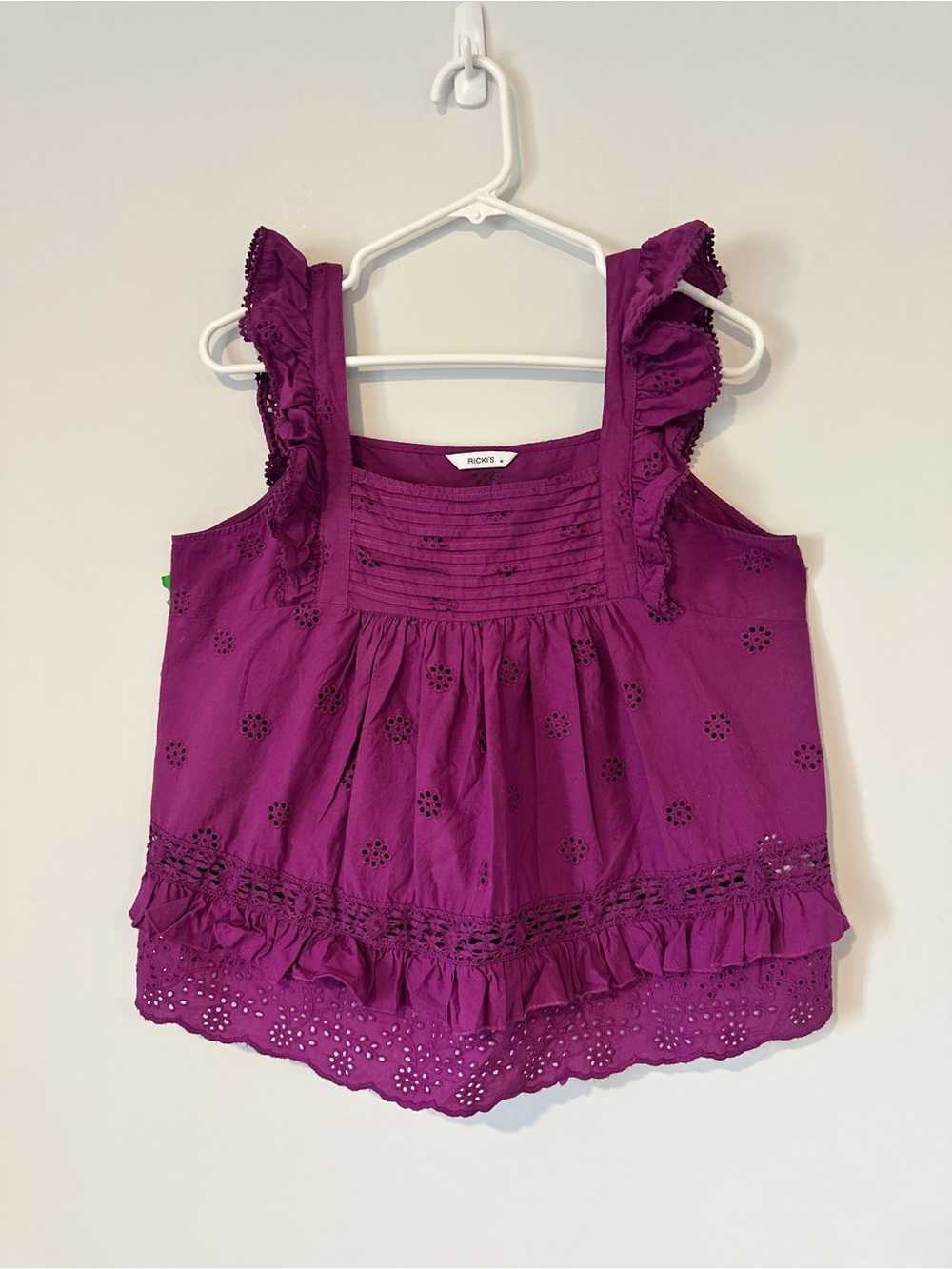 Rickis Eyelet Tiered Ruffle Tank | Size Medium | 100% Cotton - Picture 2 of 10
